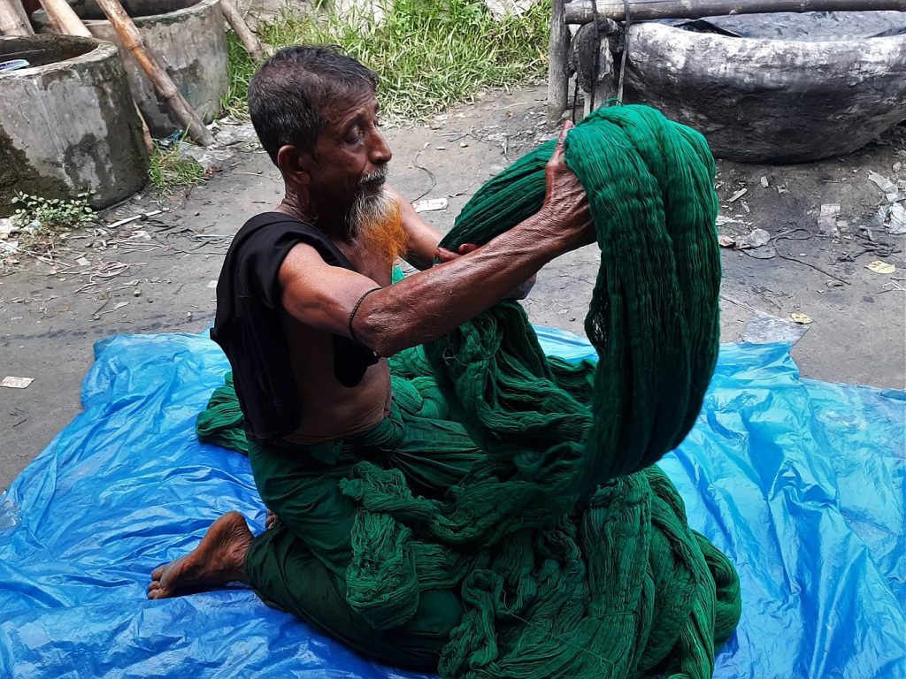 বয়স হলেও কাজে কামাই দেওয়ার উপায় নেই।